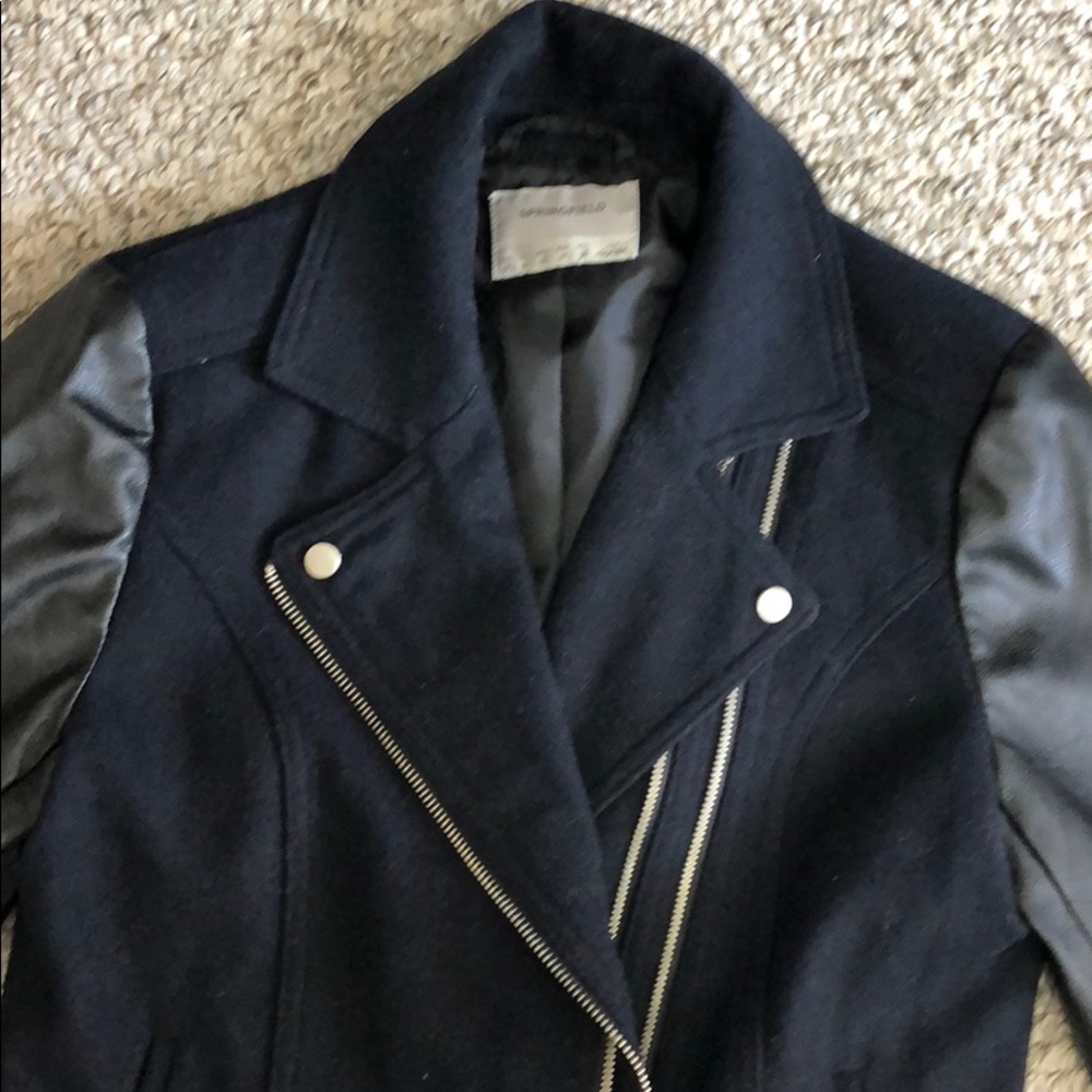 **CLOSET CLEANOUT** Springfield Jacket - Picture 2 of 6